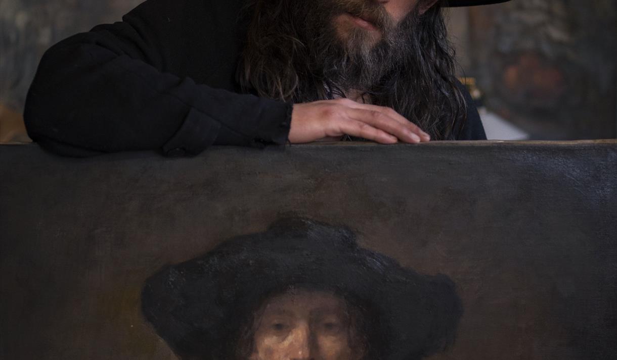 Sebastian med selvportrett
