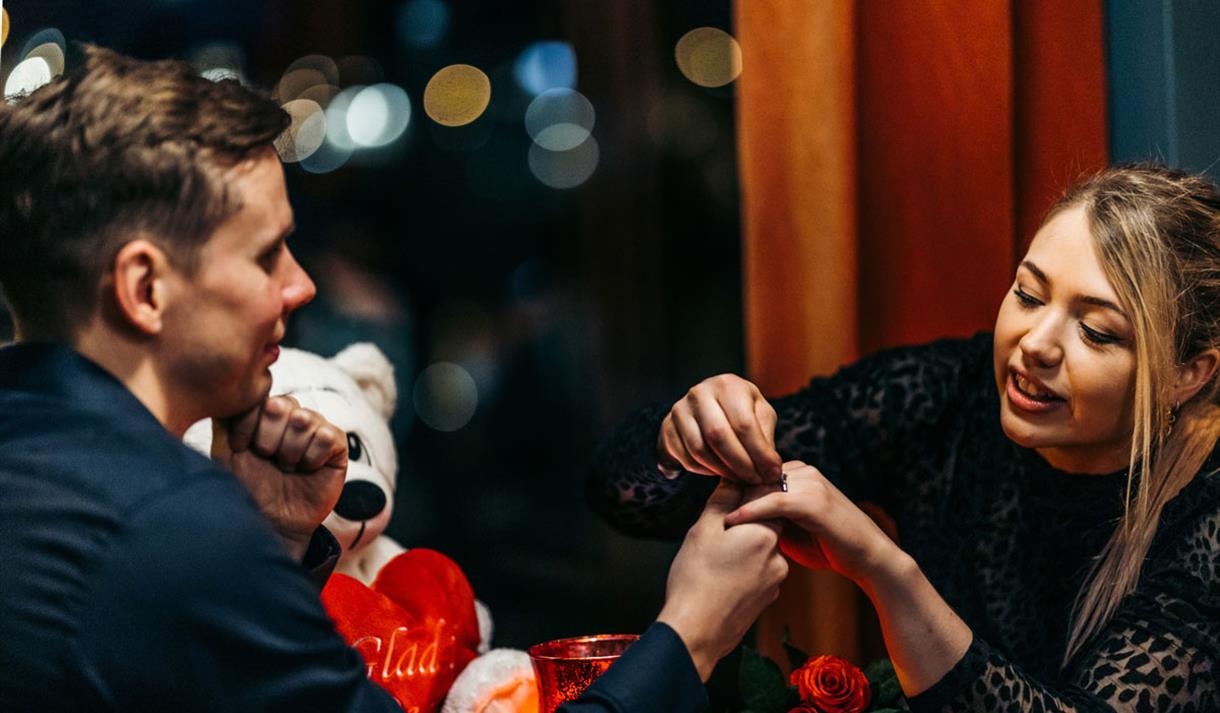 par feirer Valentines dag