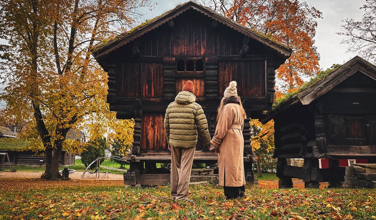 couple in Brekke Park in the fall