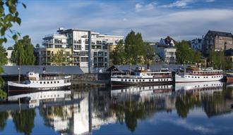 kanalbåtene ved Hjellebrygge