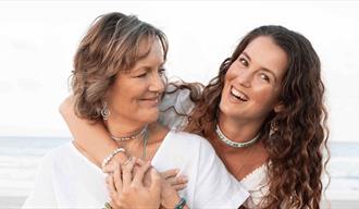 Sing to thrive med Julia & Maddie