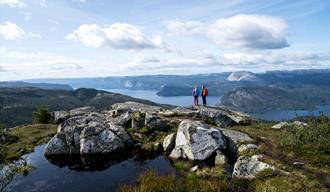 2 damer på Venelifjell i Vrådal