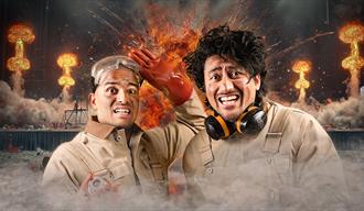 plakat til "Vitenshitshow med Stian og Dennis"