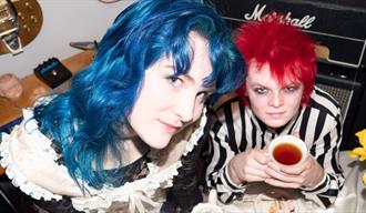 bandmedlemmer fra "Ramona's Tea Party"