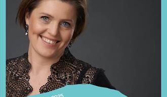 "Sveiven" show med Dora Thorhallsdottir