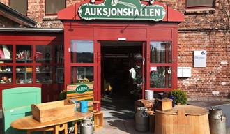 Inngangen til Auksjonshallen i Porsgrunn