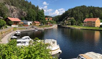 båtene ligger på Løveid gjestehavn i Skien