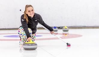 The girl curling in Skien leisure park