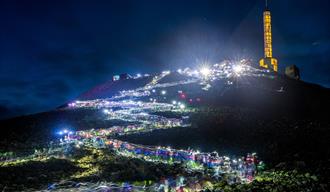 bli med på en unik nattevandring til Gaustatoppen
