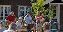 consert at the herb farm Auen urtegård in Siljan