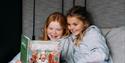 2 girls