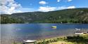 badestrand med båter til leie på Øyne Camping