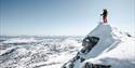 skikjører på toppen av Gaustatoppen