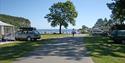 campingplassen med utsikt mot havet ved Rognstranda Camping
