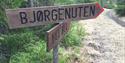 hiking sign towards Bjørgenuten