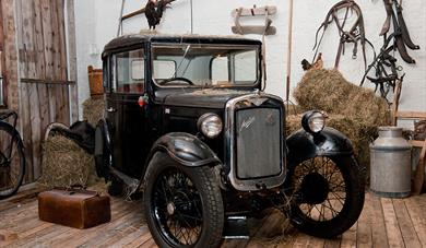 vintage car on display at the Z-museum in Nissedal