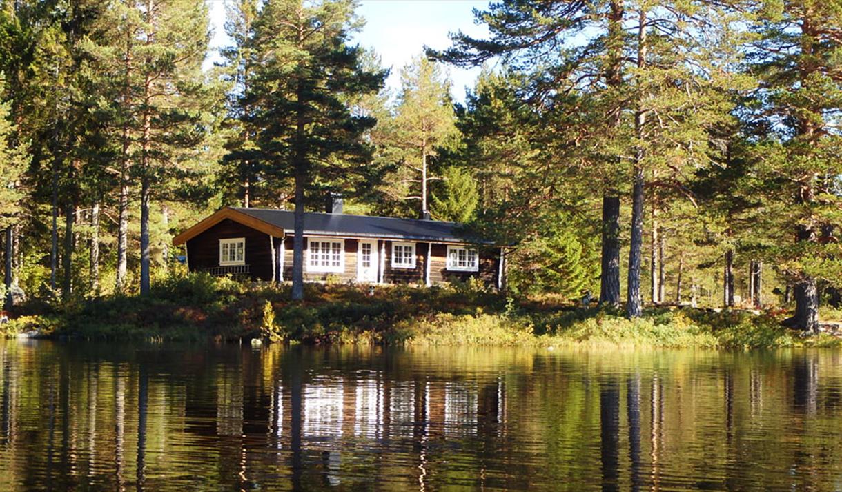 Buvanns cabin seen from the water
