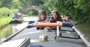 On the Wey Narrowboat Hire