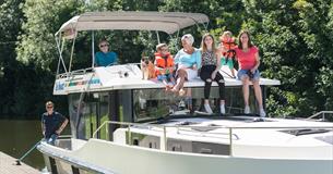 Family fun onboard Le Boat cruiser on the Thames.
