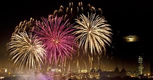 Fireworks Night Cruises with City Cruises