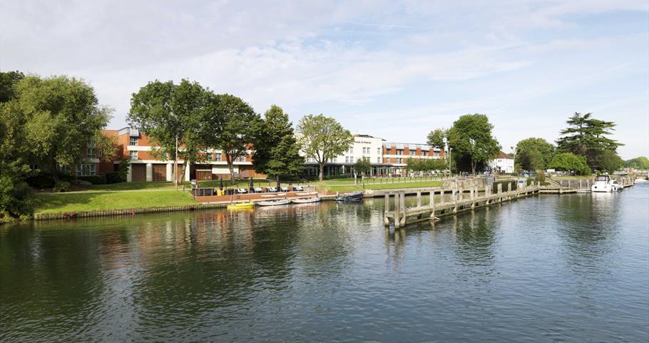 The Runnymede on Thames