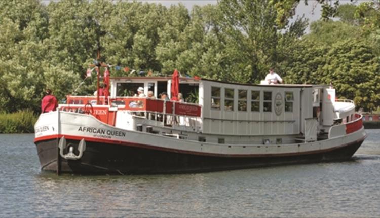 Thames Cruise aboard the African Queen - Hotel Boat in Market Harborough -  Visit Thames