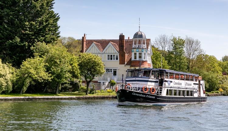 Thames Rivercruise Ltd. - Boat Trip in Caversham, Reading - Visit