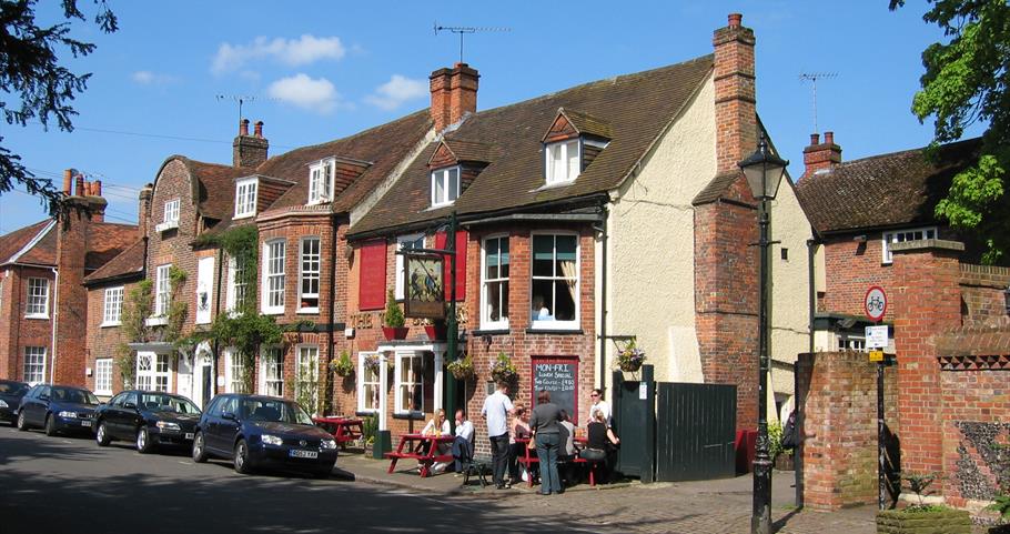 St Peter's Street and The Two Brewers, Marlow