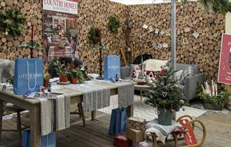 Country Homes & Interiors Christmas at Stonor