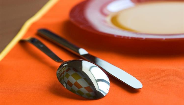 Spoon, knife and plate