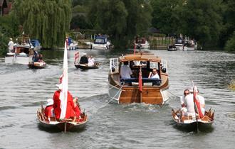 Swan Upping Cruise with Thames Rivercruise
