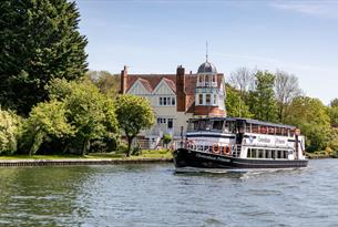 Caversham Princess, Thames Rivercruise on the thames near Reading