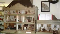 Dolls House in Tolsey Museum at Burford