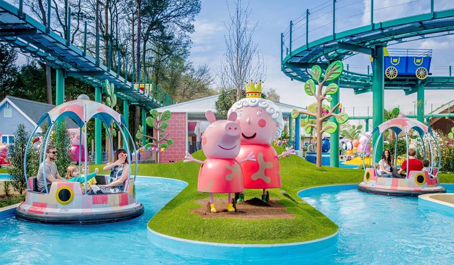 Water ride featuring Peppa Pig at Paultons Park