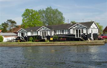 King Line Cottages