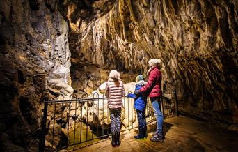Poole’s Cavern & Country Park