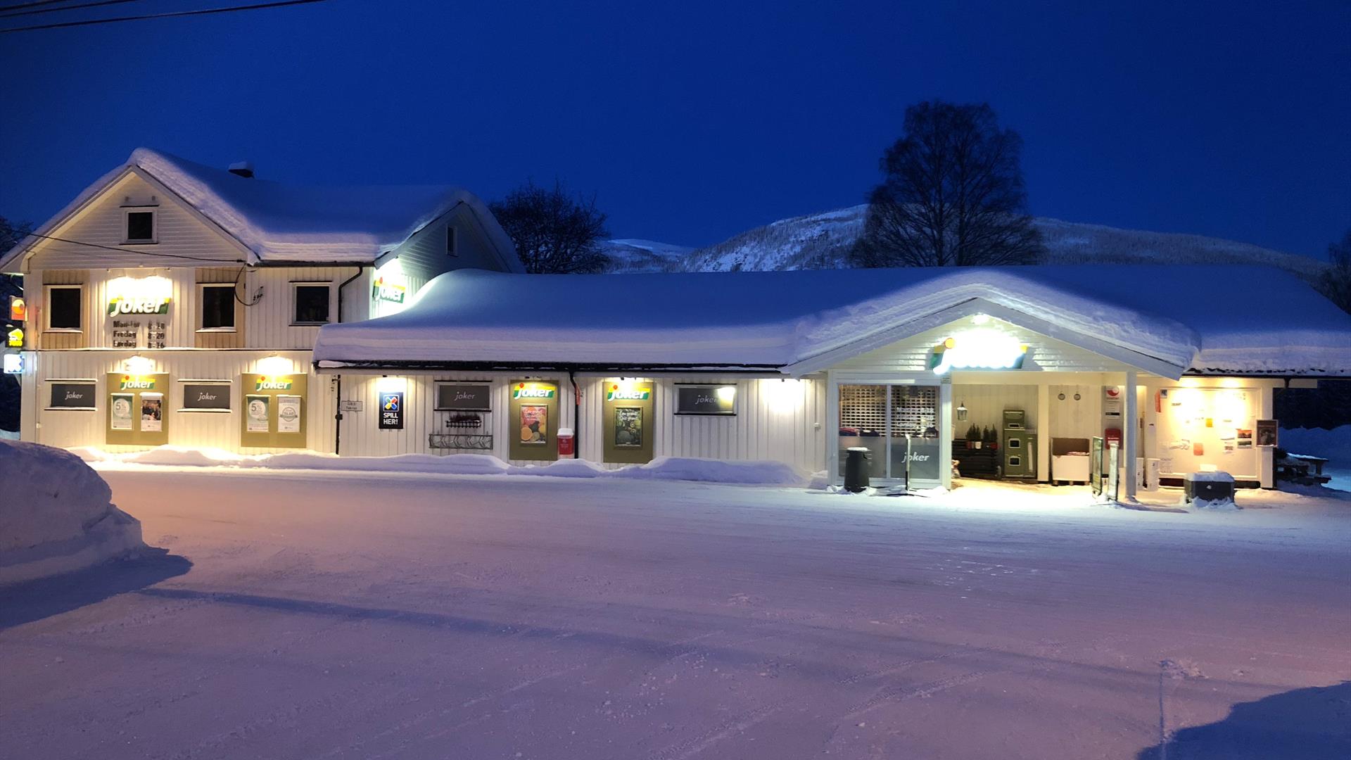 Joker Hedalen lyser opp i vintermørket.