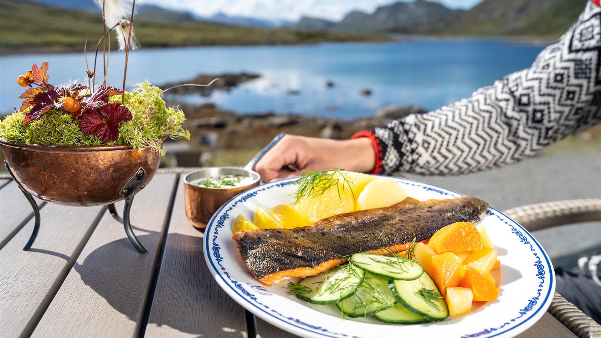 Ørret servert på Bygdin Fjellhotell