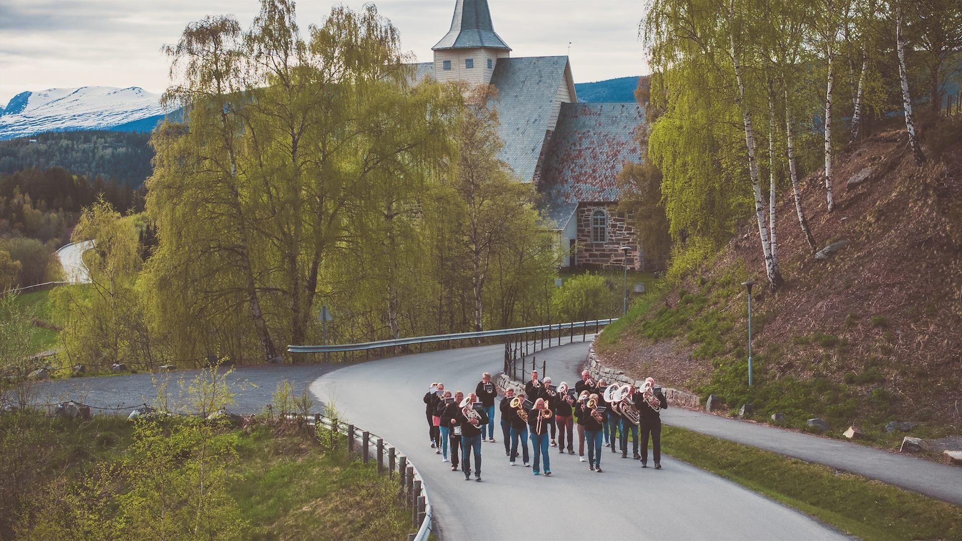 Korps øver ute ved Slidredomen