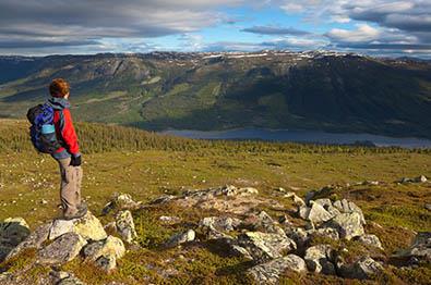 View from Sæterknatten towards Vassfaret and Sørbølfjellet.