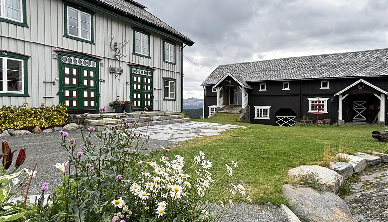 Eker Gård