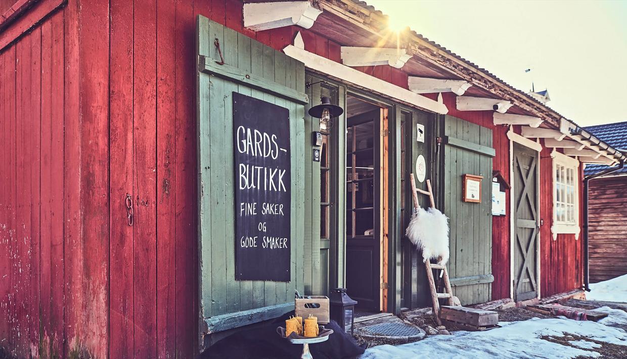 Showing the entrance for the farm shop.