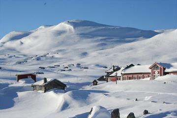 Fondsbu Turisthytte i vinterdrakt