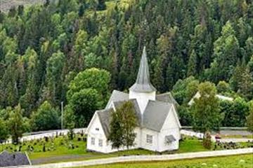 Gudstjeneste i Skrautvål kyrkje