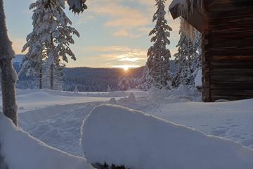 Skrukkefyllhaugen i solnedgang en flott vinterdag