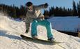 Snowboardfahrer im Valdres Alpinsenter in Aurdal.