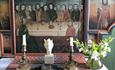 Alteret i Lomen Stavkirke