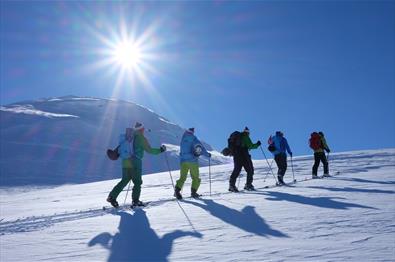 Guided mountain tours in Jotunheimen