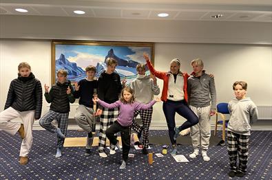 FamilieYoga fra vinterferien 2023