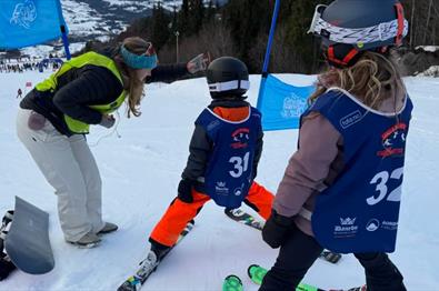 Deltakere klare for å sette utfor løypa.